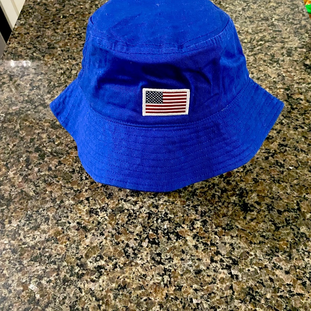 bucket hat / with embroidered USA FLAG